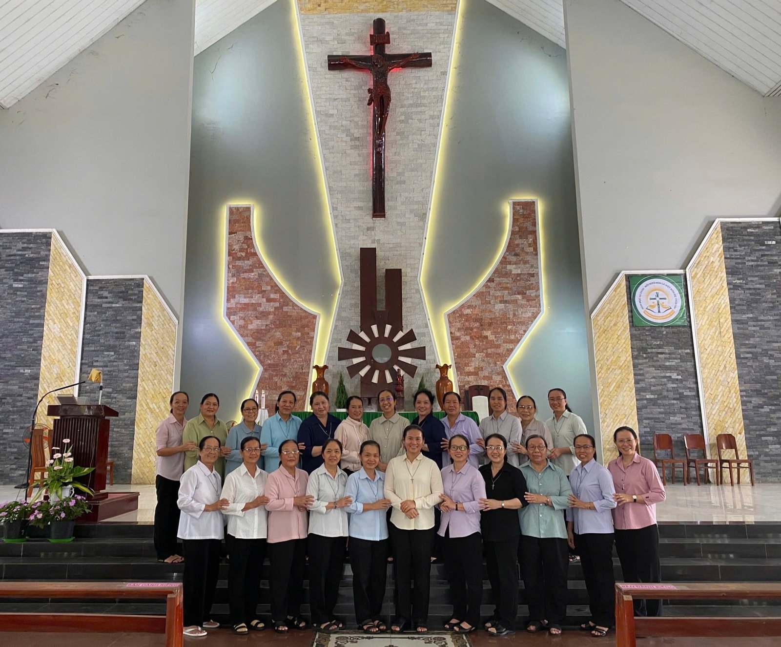 Hiệp Thông Trách Nhiệm – Lên Đường Trong Niềm Hy Vọng